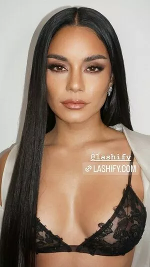 Vanessa Hudgens OnlyFans Leaked Free Thumbnail Picture - #VpDYrpsvv4