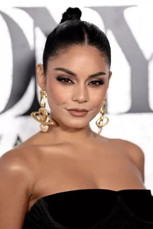 Vanessa Hudgens OnlyFans Leaked Free Thumbnail Picture - #Y5vF75Bp6z