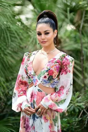 Vanessa Hudgens OnlyFans Leaked Free Thumbnail Picture - #YDmsdbsWzM