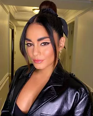 Vanessa Hudgens OnlyFans Leaked Free Thumbnail Picture - #fT41XBMZL2