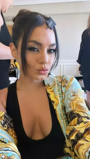 Vanessa Hudgens OnlyFans Leaked Free Thumbnail Picture - #nzuxOmZ1a0