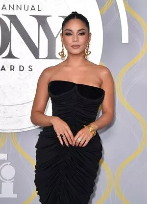 Vanessa Hudgens OnlyFans Leaked Free Thumbnail Picture - #rBuiu3F83m