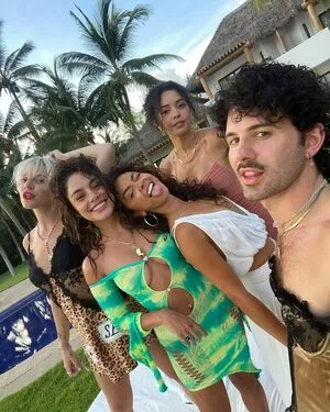 Vanessa Hudgens OnlyFans Leaked Free Thumbnail Picture - #yKnaZZTAHB