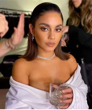 Vanessa Hudgens OnlyFans Leaked Free Thumbnail Picture - #zd2Pp2zmt0
