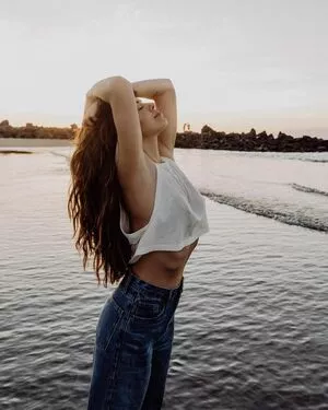 Vanessa Mai OnlyFans Leaked Free Thumbnail Picture - #1rSzWM4r6V