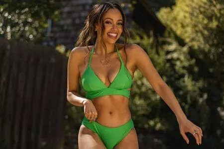 Vanessa Morgan OnlyFans Leaked Free Thumbnail Picture - #UH9OgemqIz