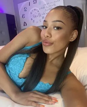 Vanessa Nwattu OnlyFans Leaked Free Thumbnail Picture - #aJgqospu82
