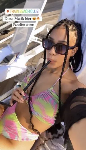 Vanessa Nwattu OnlyFans Leaked Free Thumbnail Picture - #xe34Pe3URY