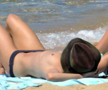 Vanessa Paradis OnlyFans Leaked Free Thumbnail Picture - #EkPczKzFwr