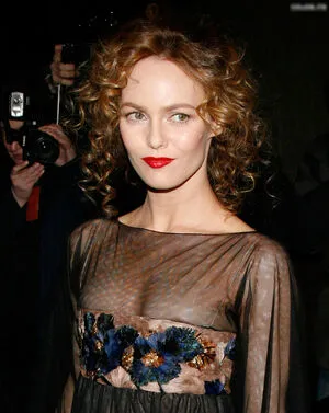 Vanessa Paradis OnlyFans Leaked Free Thumbnail Picture - #i6CZnqYAYD