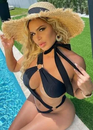 Vanessa Prado Gonzalez OnlyFans Leaked Free Thumbnail Picture - #PmlVJkanY0