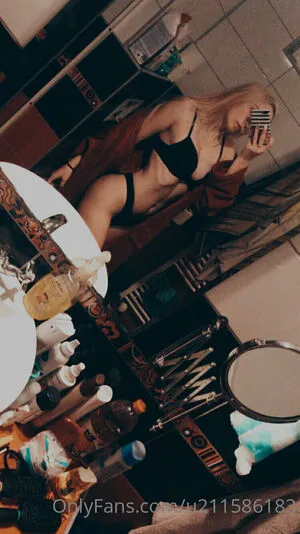 Vanessa2255 OnlyFans Leaked Free Thumbnail Picture - #HhLW0bQcLn