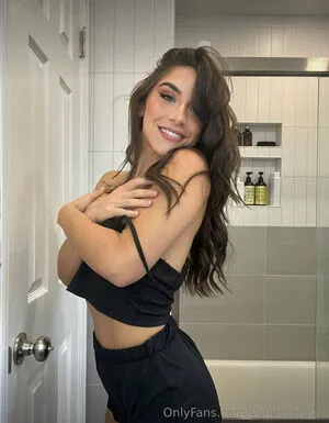 Vanessarizzo OnlyFans Leaked Free Thumbnail Picture - #4oFjcDeNXK