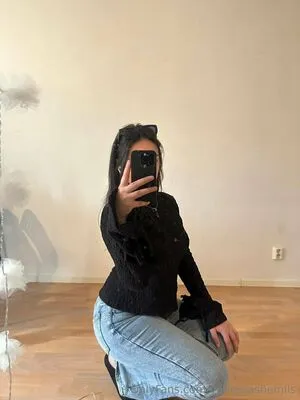 Vanessashemlis OnlyFans Leaked Free Thumbnail Picture - #LnnEA2ExlI