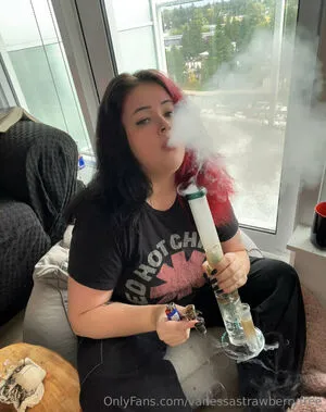 Vanessastrawberryfree OnlyFans Leaked Free Thumbnail Picture - #LA56HniuZv