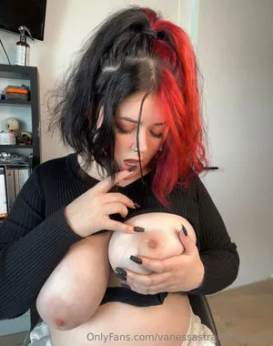 Vanessastrawberryfree OnlyFans Leaked Free Thumbnail Picture - #MDcJ0KTX2t