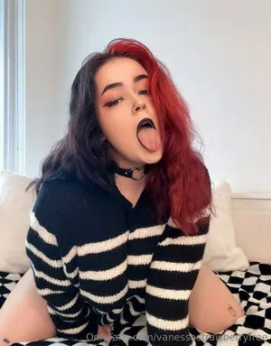 Vanessastrawberryfree OnlyFans Leaked Free Thumbnail Picture - #i9PxOtcpDc
