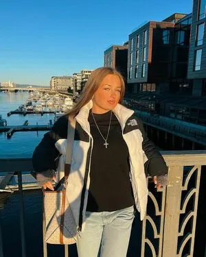 Vanessasundet OnlyFans Leaked Free Thumbnail Picture - #0SssG4U2gA