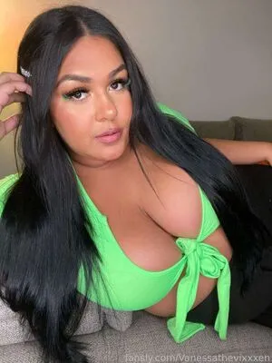 Vanessathevixxxen OnlyFans Leaked Free Thumbnail Picture - #EyY3ZGDiSa