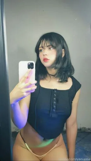 Vaniasse OnlyFans Leaked Free Thumbnail Picture - #ZZ4FBszOMZ