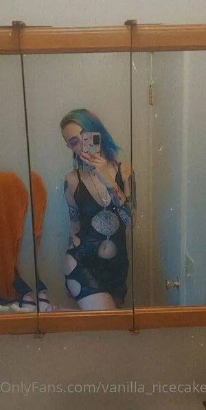 Vanilla Ricecakes OnlyFans Leaked Free Thumbnail Picture - #EDGaAa0sIa