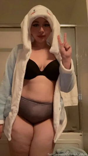 Vanillaardalan OnlyFans Leaked Free Thumbnail Picture - #BCminPBoxV