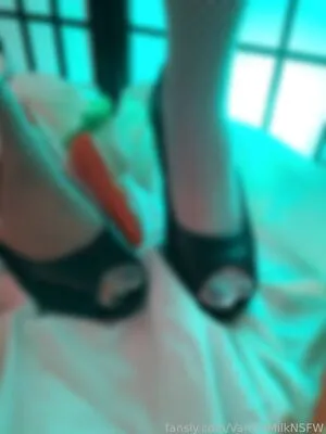 Vanillamilknsfw OnlyFans Leaked Free Thumbnail Picture - #77DaMbiEi1