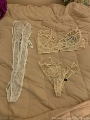 Vanillamilknsfw OnlyFans Leaked Free Thumbnail Picture - #UOf39NKEUw