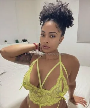 Vanitybae OnlyFans Leaked Free Thumbnail Picture - #FIOZPpZ5kY
