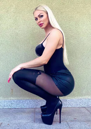 Vanjakomatina OnlyFans Leaked Free Thumbnail Picture - #4evnGL4lCf