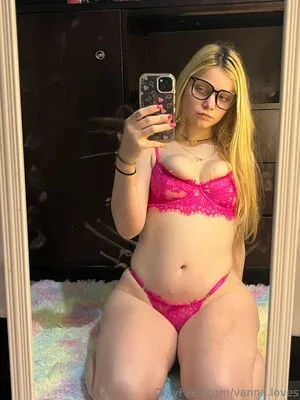 Vanna Loves OnlyFans Leaked Free Thumbnail Picture - #SMdM5To4tP