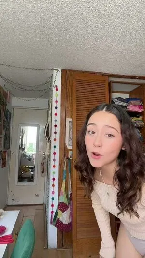 Vanne Amador OnlyFans Leaked Free Thumbnail Picture - #G7hauD0sxy