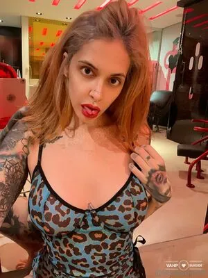 Vanplive OnlyFans Leaked Free Thumbnail Picture - #R0voLAMWXe