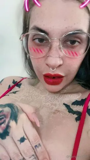 Vanplive OnlyFans Leaked Free Thumbnail Picture - #k7LoMsnlfg