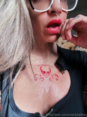 Vanptattoo OnlyFans Leaked Free Thumbnail Picture - #DlUI85t7Pm