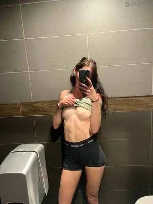 Vanruns OnlyFans Leaked Free Thumbnail Picture - #5uwtSMb0b1