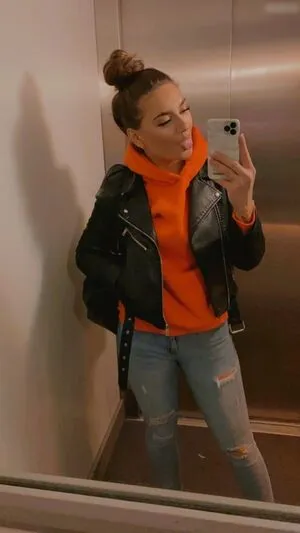 Vanutschii Instagram Influencer OnlyFans Leaked Free Thumbnail Picture - #9Wg7qmqtdF