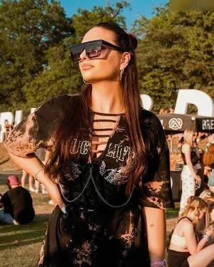 Vanutschii Instagram Influencer OnlyFans Leaked Free Thumbnail Picture - #CB7gr4qQO7