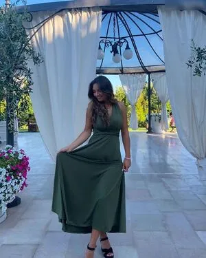 Vanutschii Instagram Influencer OnlyFans Leaked Free Thumbnail Picture - #vJaIvdbfjV