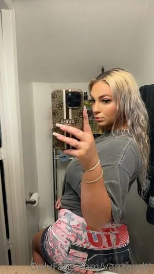 Vanzandtt OnlyFans Leaked Free Thumbnail Picture - #7K7s6DvzVx