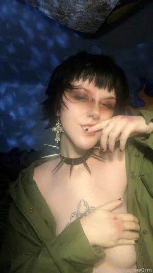 Vapew0rm OnlyFans Leaked Free Thumbnail Picture - #2cIf2KYEh2