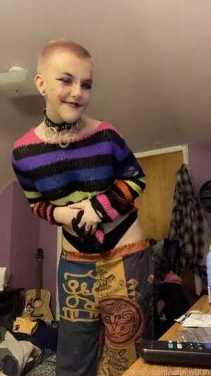 Vapew0rm OnlyFans Leaked Free Thumbnail Picture - #uK0NSu2gx1