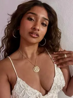 Varada Sethu OnlyFans Leaked Free Thumbnail Picture - #W5WdnXrbkS