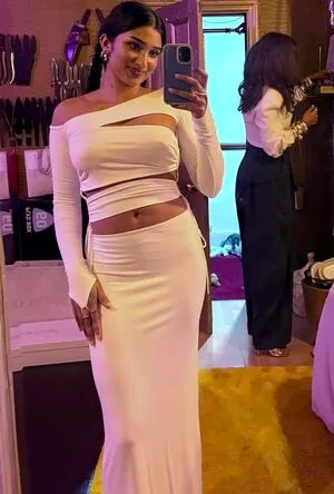 Varada Sethu OnlyFans Leaked Free Thumbnail Picture - #l5L40K7Q5W