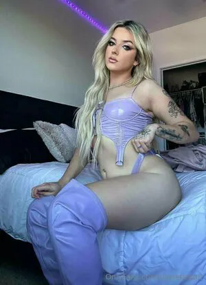 Vazrebekah OnlyFans Leaked Free Thumbnail Picture - #FLKl9B4Faj