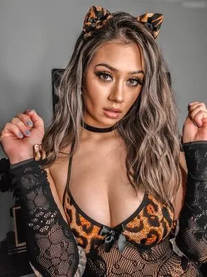 Vdarquise OnlyFans Leaked Free Thumbnail Picture - #nG04WMP6y4