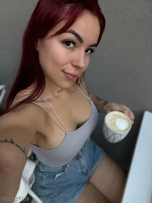Veckyfox OnlyFans Leaked Free Thumbnail Picture - #7XcJR0V6OH