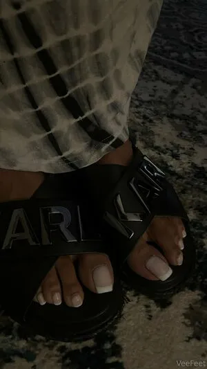 Vee Feet OnlyFans Leaked Free Thumbnail Picture - #69o2RwJemE