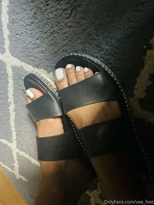 Vee Feet OnlyFans Leaked Free Thumbnail Picture - #C5kejWW4oR