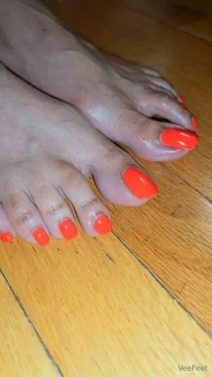 Vee Feet OnlyFans Leaked Free Thumbnail Picture - #D35aWE1EeO